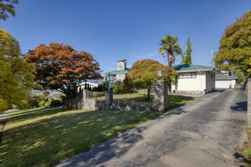 3681 MCGILL STREET - photo 1 of 40