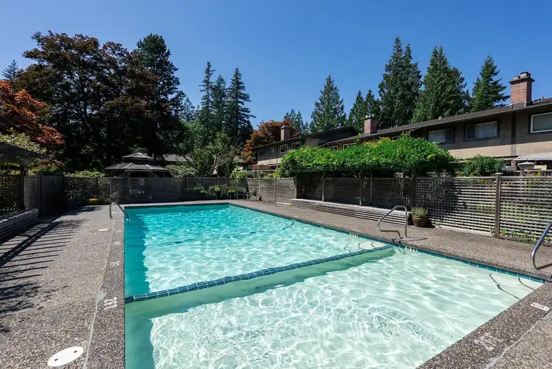 137 3300 CAPILANO ROAD - photo 1 of 39