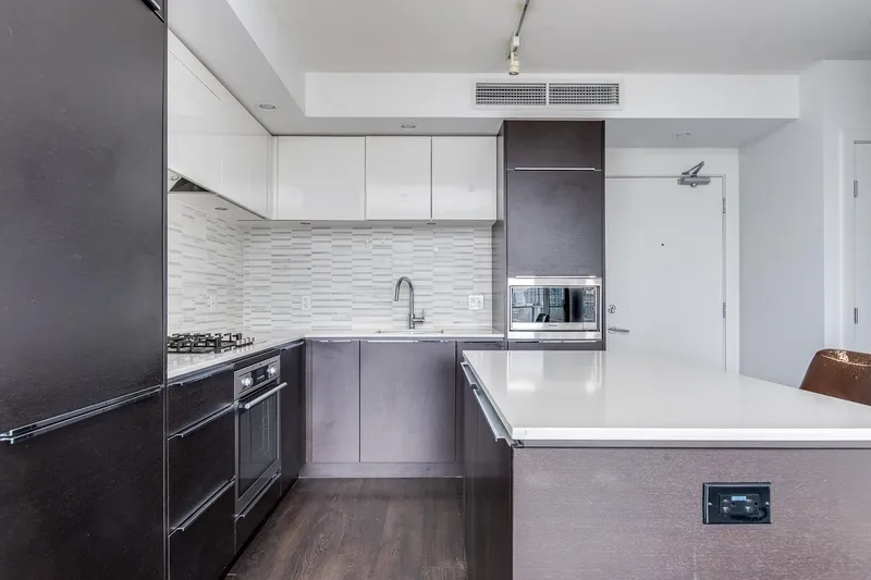 903 5233 GILBERT ROAD - photo 3 of 19