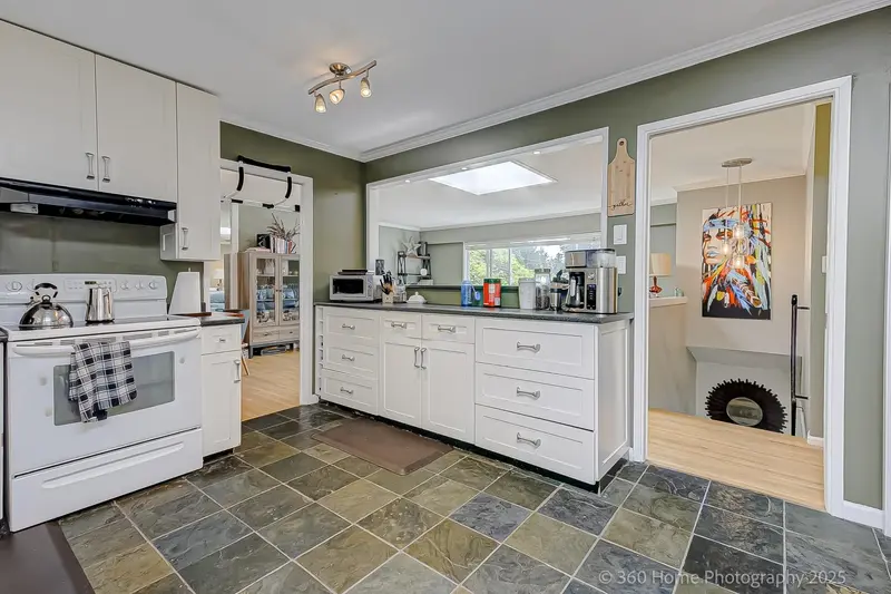 5105 8A AVENUE - photo 1 of 25