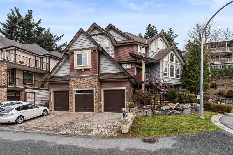 35527 ZANATTA PLACE - photo 1 of 37