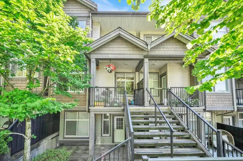 207 7333 16TH AVENUE - photo 1 of 28