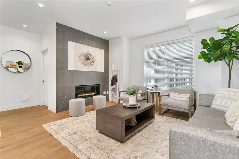 15 14541 WINTER CRESCENT - photo 1 of 27