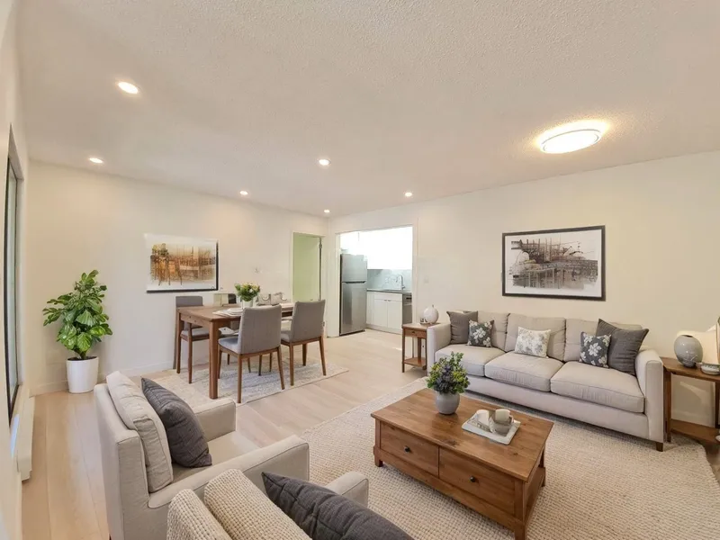 301 8645 OSLER STREET - photo 1 of 12