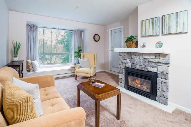 327 1252 TOWN CENTRE BOULEVARD - photo 3 of 24