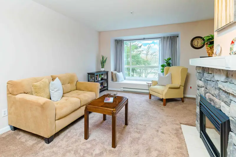 327 1252 TOWN CENTRE BOULEVARD - photo 4 of 24