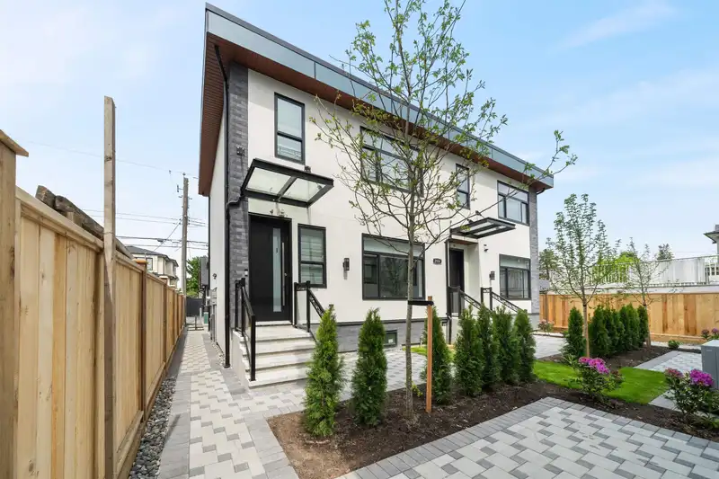 #2 2559 W KING EDWARD AVENUE - photo 3 of 28