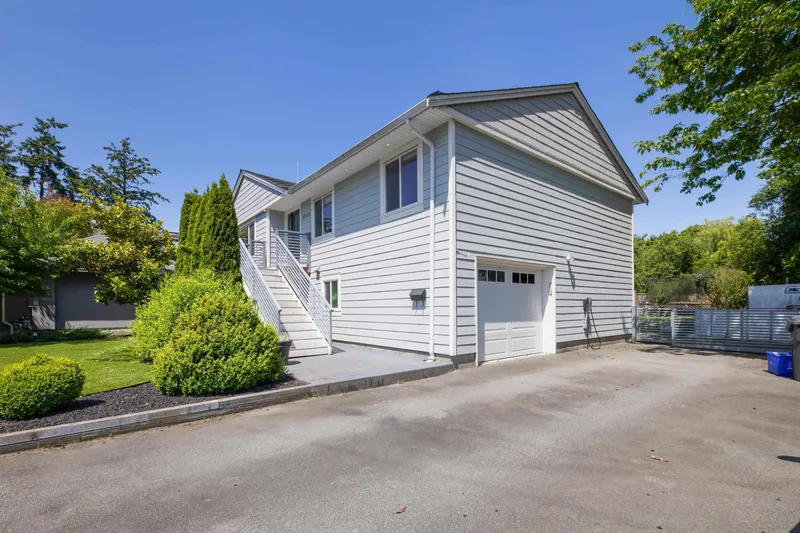 23177 WILLETT AVENUE - photo 3 of 25