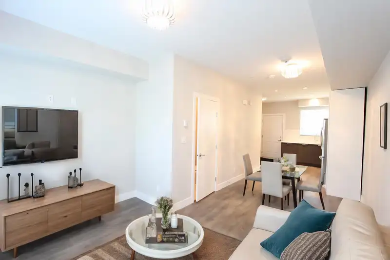 3 5152 CANADA WAY - photo 2 of 20