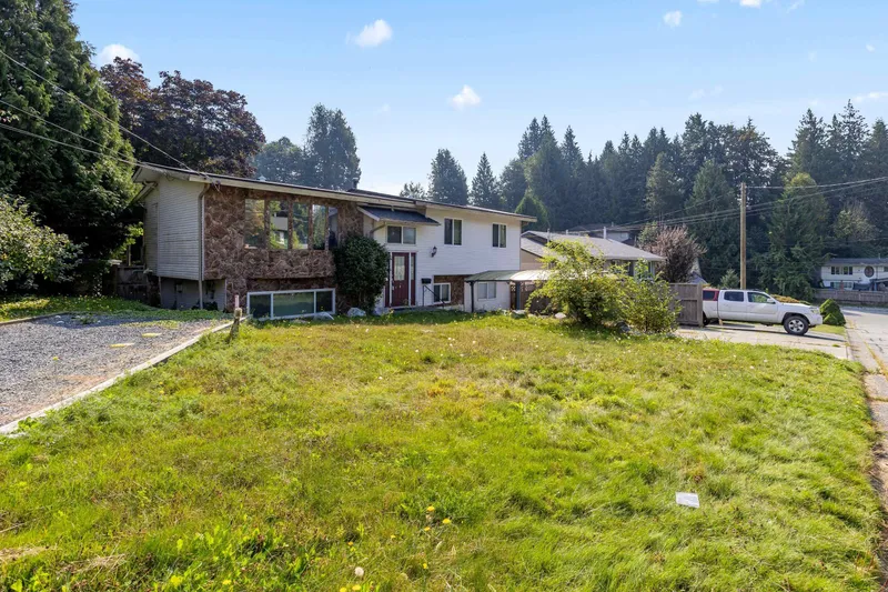 8074 WAXBERRY CRESCENT - photo 2 of 25