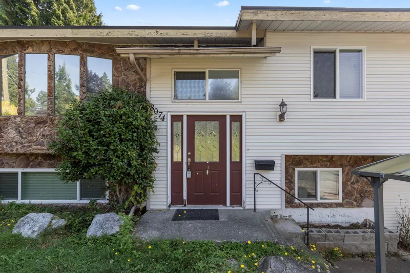 8074 WAXBERRY CRESCENT - photo 4 of 25