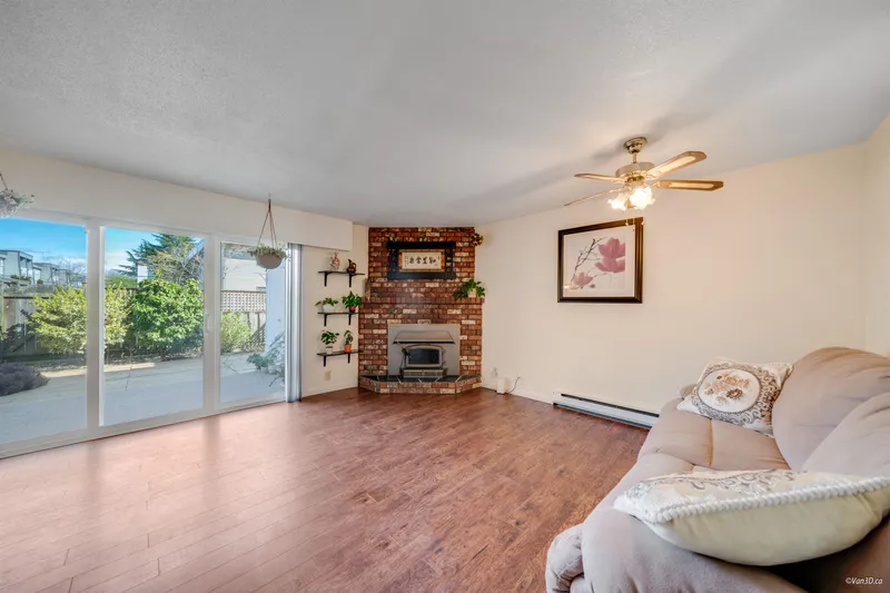 23 10840 SPRINGMONT DRIVE - photo 2 of 25