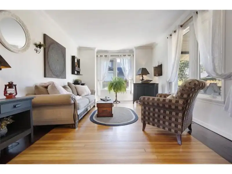 5690 RIVERSIDE STREET - photo 4 of 25