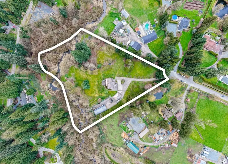 1890 269A STREET - photo 4 of 25