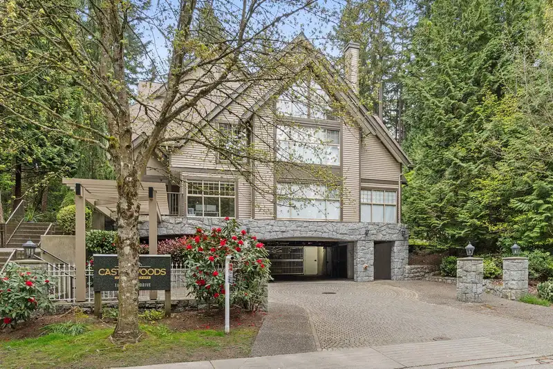 104 180 RAVINE DRIVE - photo 2 of 25