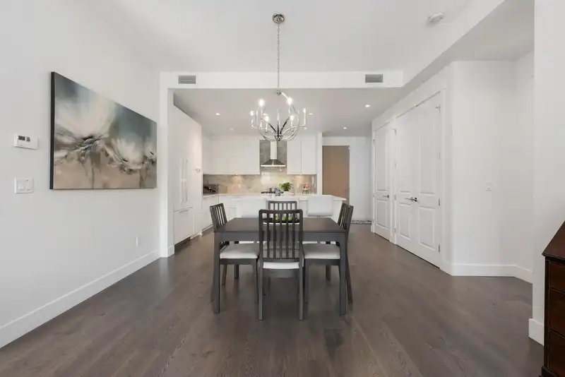 125 5535 ADMIRAL WAY - photo 3 of 40