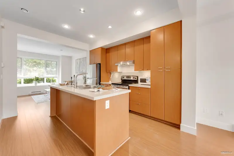 23 2450 161A STREET - photo 4 of 40