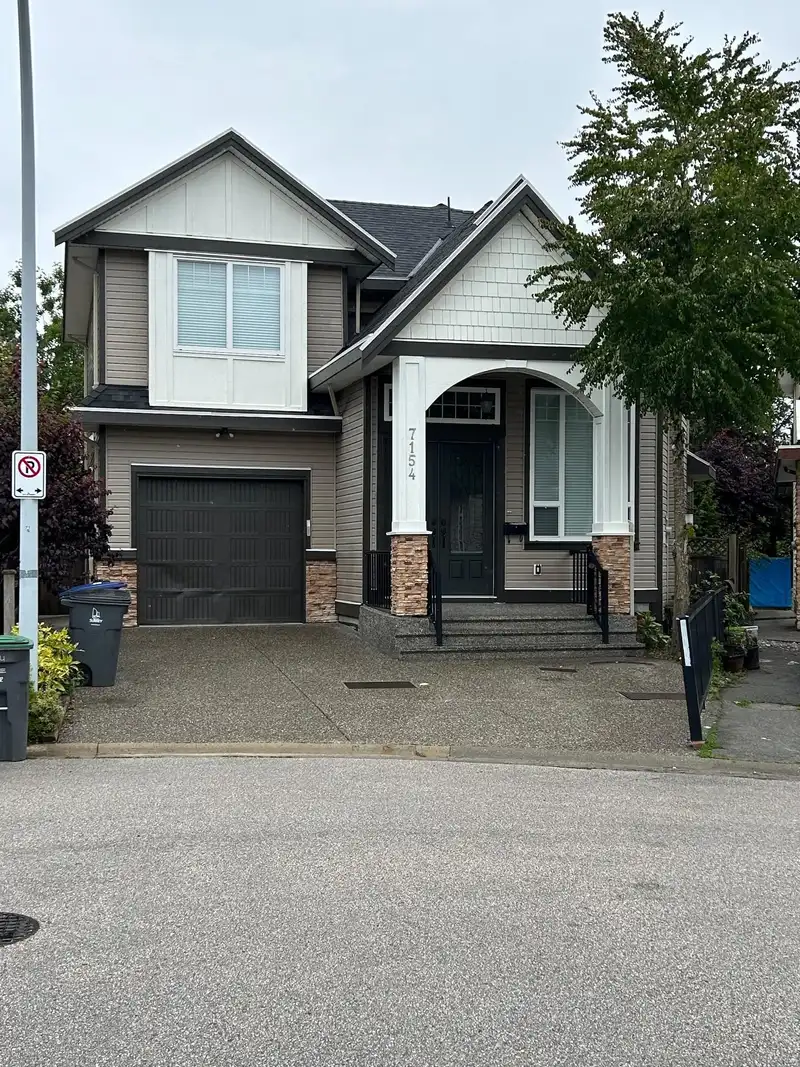 7154 144B STREET - photo 1 of 23
