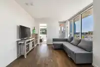703 7788 ACKROYD ROAD - thumbnail 9