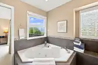 3493 OXFORD STREET - thumbnail 26