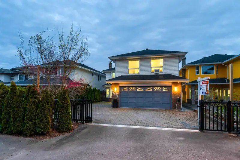 10760 FINLAYSON DRIVE - photo 2 of 33
