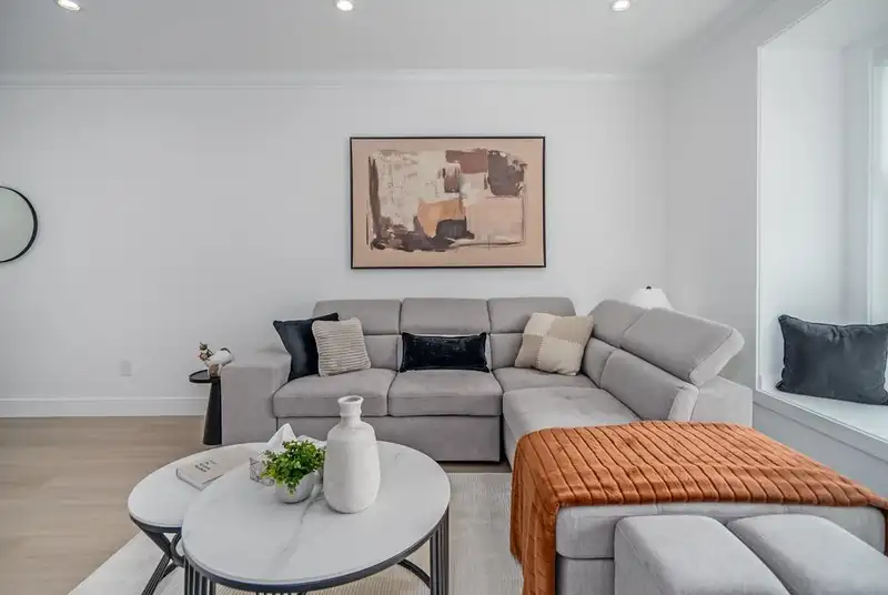 13 22811 MCLEAN AVENUE - photo 4 of 26
