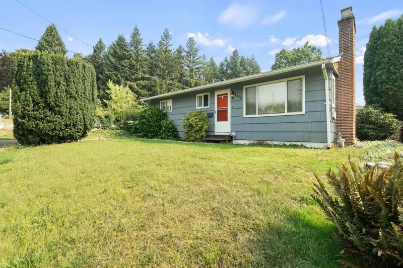 7790 GRAND STREET - photo 2 of 25