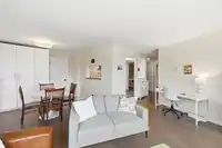 1004 995 ROCHE POINT DRIVE - thumbnail 5