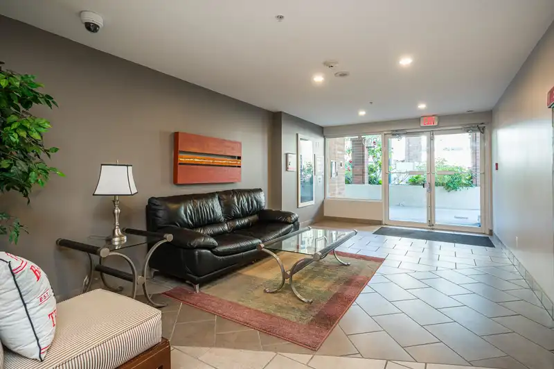 808 200 KEARY STREET - photo 3 of 27