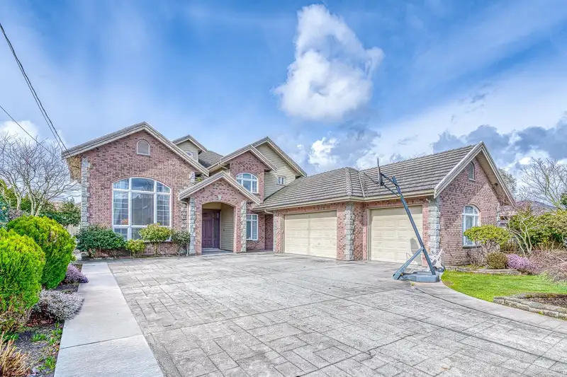 8831 COOPER ROAD - photo 1 of 23
