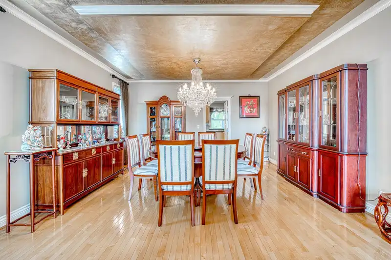 8831 COOPER ROAD - photo 4 of 23