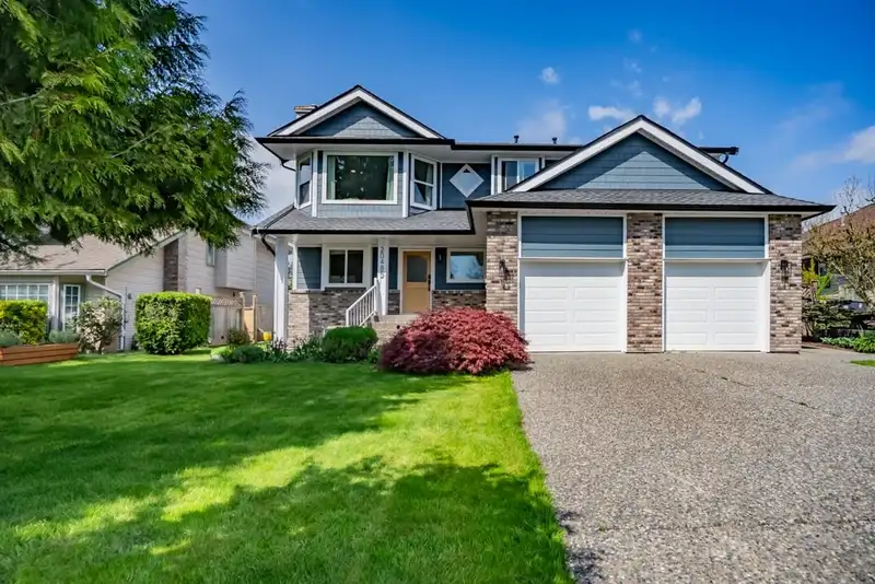 20485 97B AVENUE - photo 1 of 40