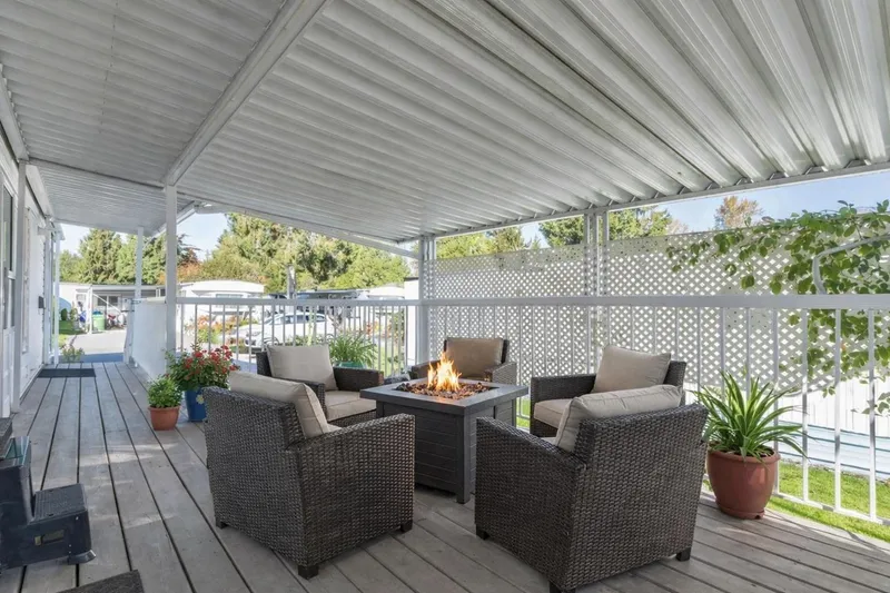 169 1840 160 STREET - photo 2 of 25