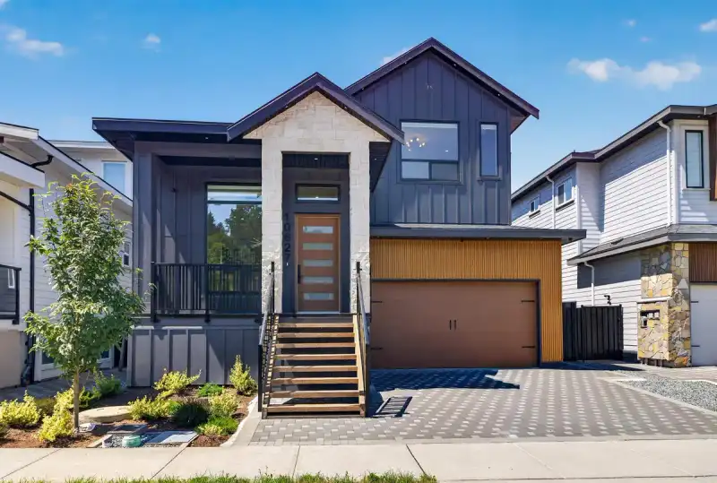 10627 124A STREET - photo 1 of 38