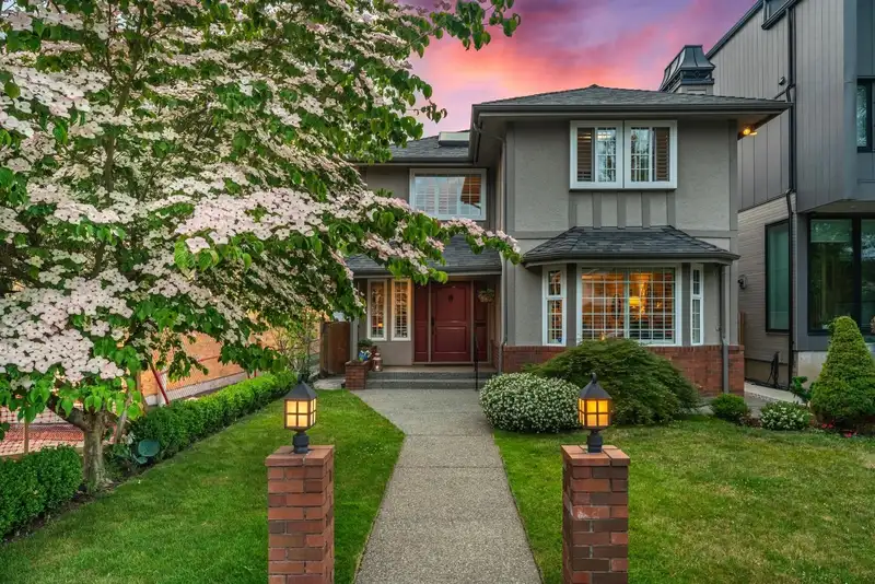 2989 W 40TH AVENUE - photo 1 of 40
