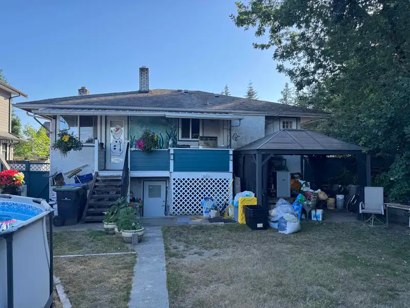 833 SCOTT STREET - photo 2 of 13