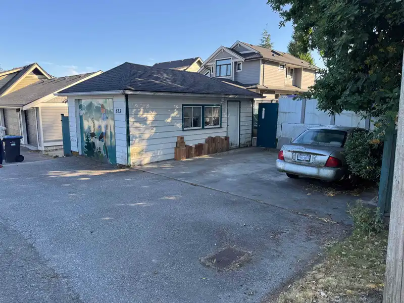 833 SCOTT STREET - photo 3 of 13