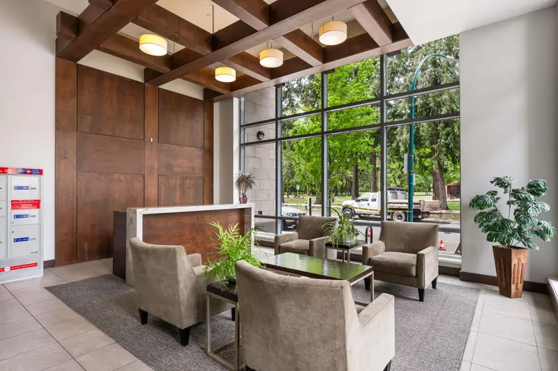 908 2789 SHAUGHNESSY STREET - photo 3 of 25