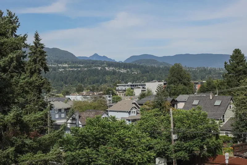 308 195 MARY STREET - photo 3 of 23