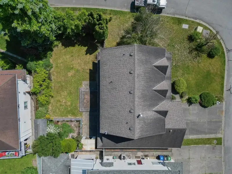 4130 GOODCHILD STREET - photo 3 of 34
