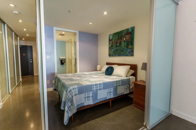 260 E 2ND AVENUE - photo 4 of 24