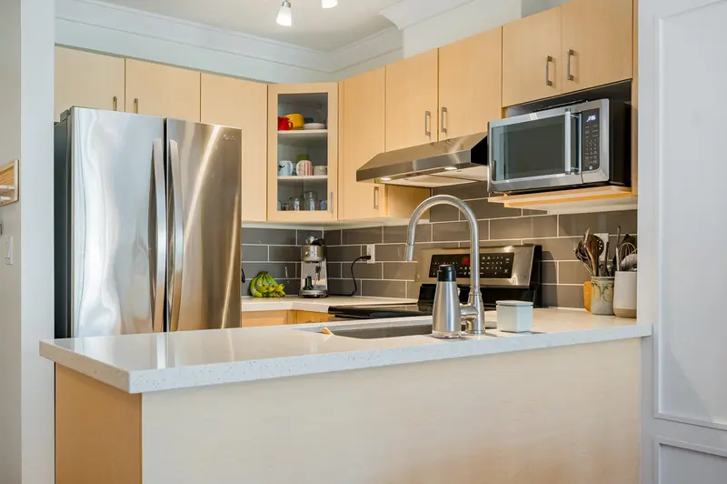 414 6359 198 STREET - photo 4 of 25