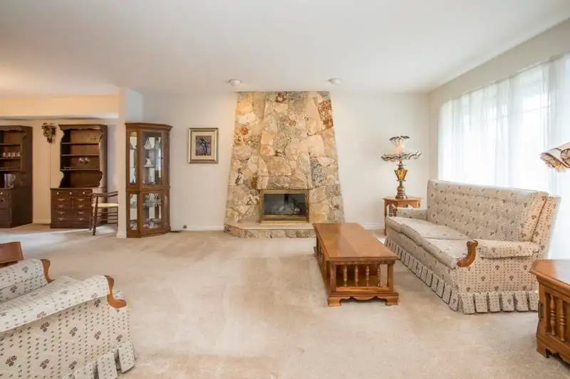 12431 ALLIANCE DRIVE - photo 4 of 33
