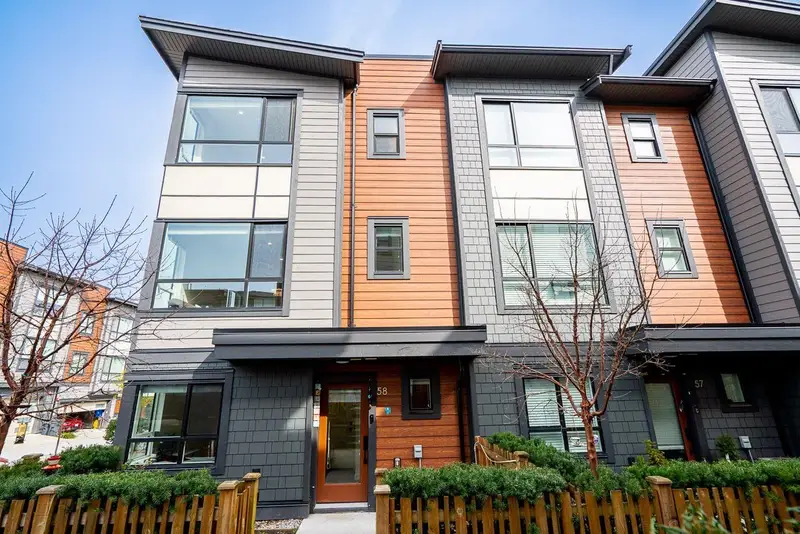 58 20150 81 AVENUE - photo 2 of 25