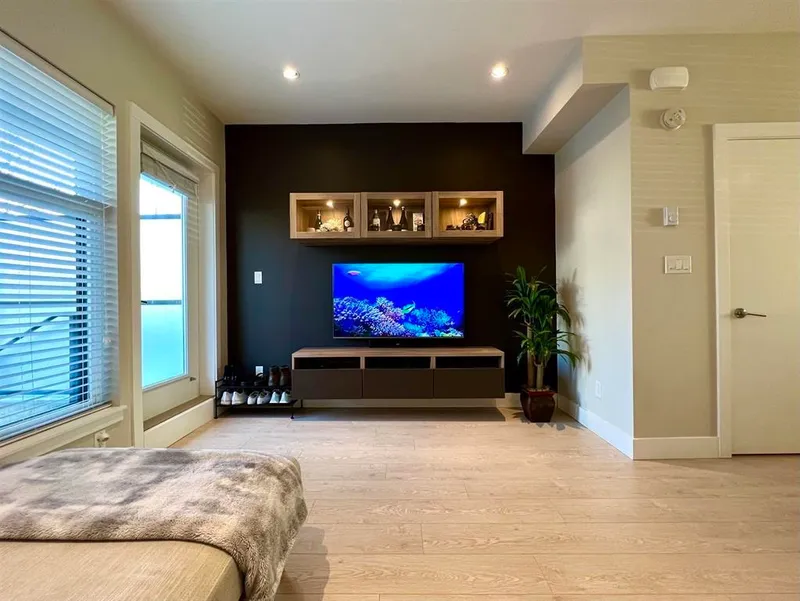 7 5122 CANADA WAY - photo 3 of 25