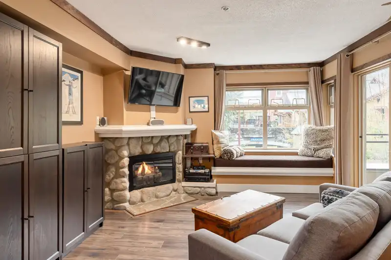 207 2050 LAKE PLACID ROAD - photo 4 of 31