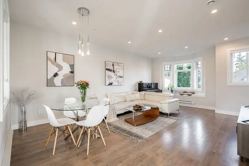 4 189 WOOD STREET - photo 1 of 36