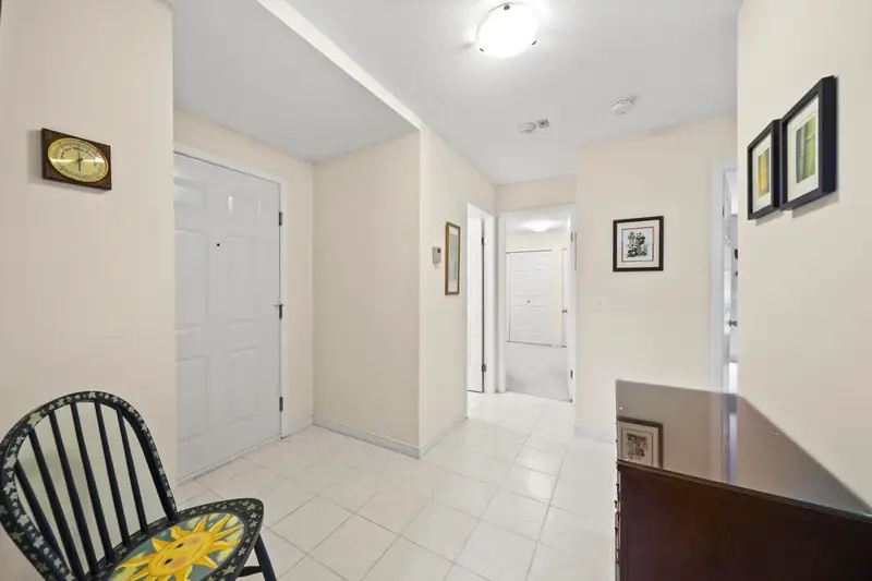 401 1154 WESTWOOD STREET - photo 2 of 25