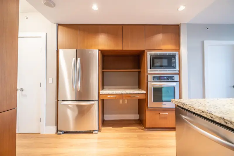 1209 1155 THE HIGH STREET - photo 3 of 21