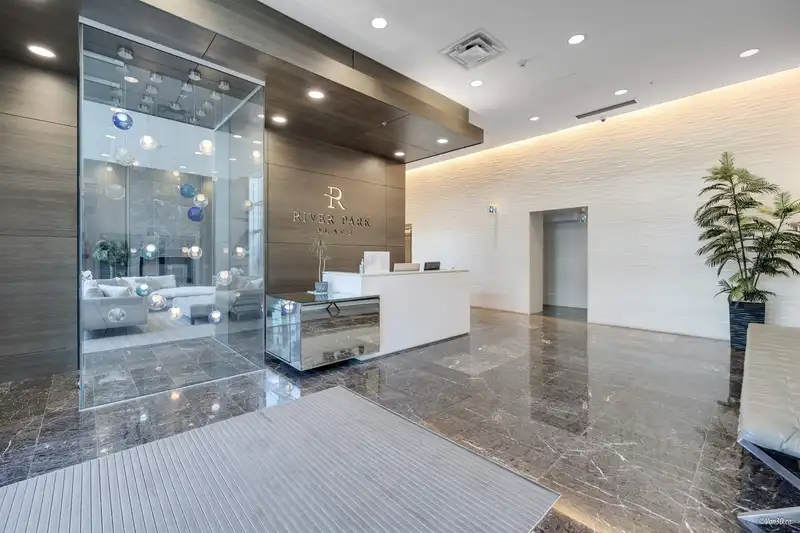 1501 5233 GILBERT ROAD - photo 1 of 28